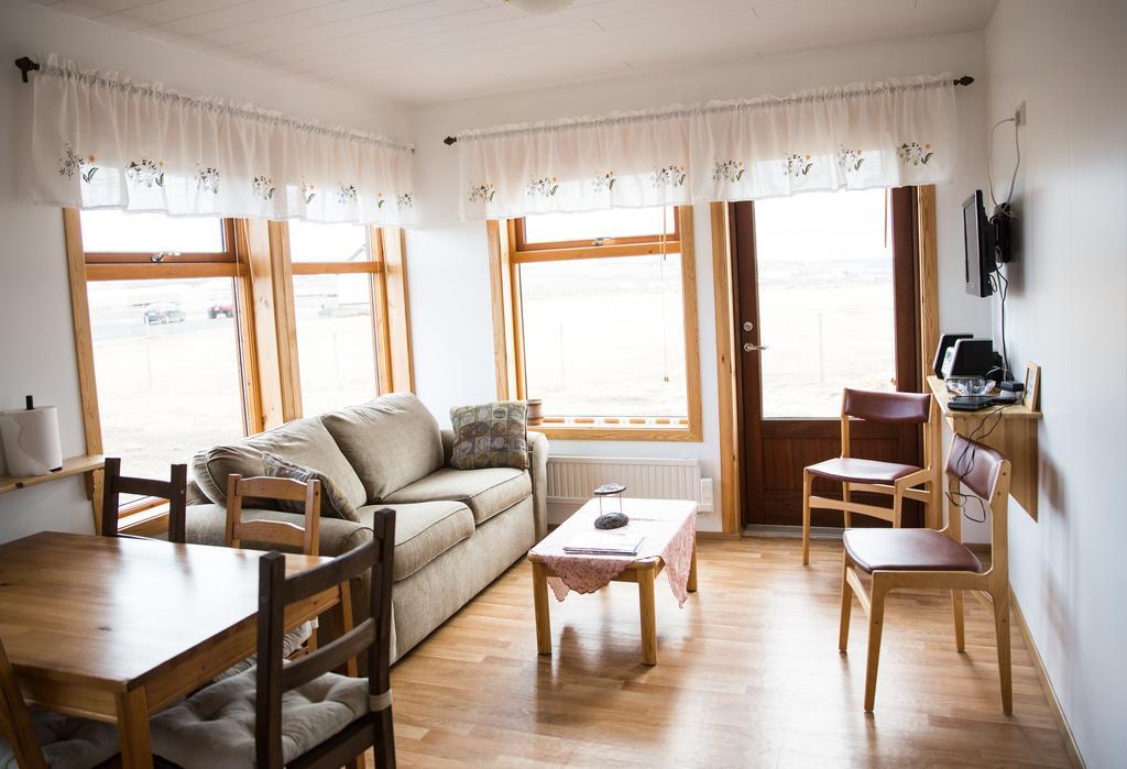 Skalinn Between Gullfoss And Geysir - Myrkholt Farm Haukadalur Extérieur photo